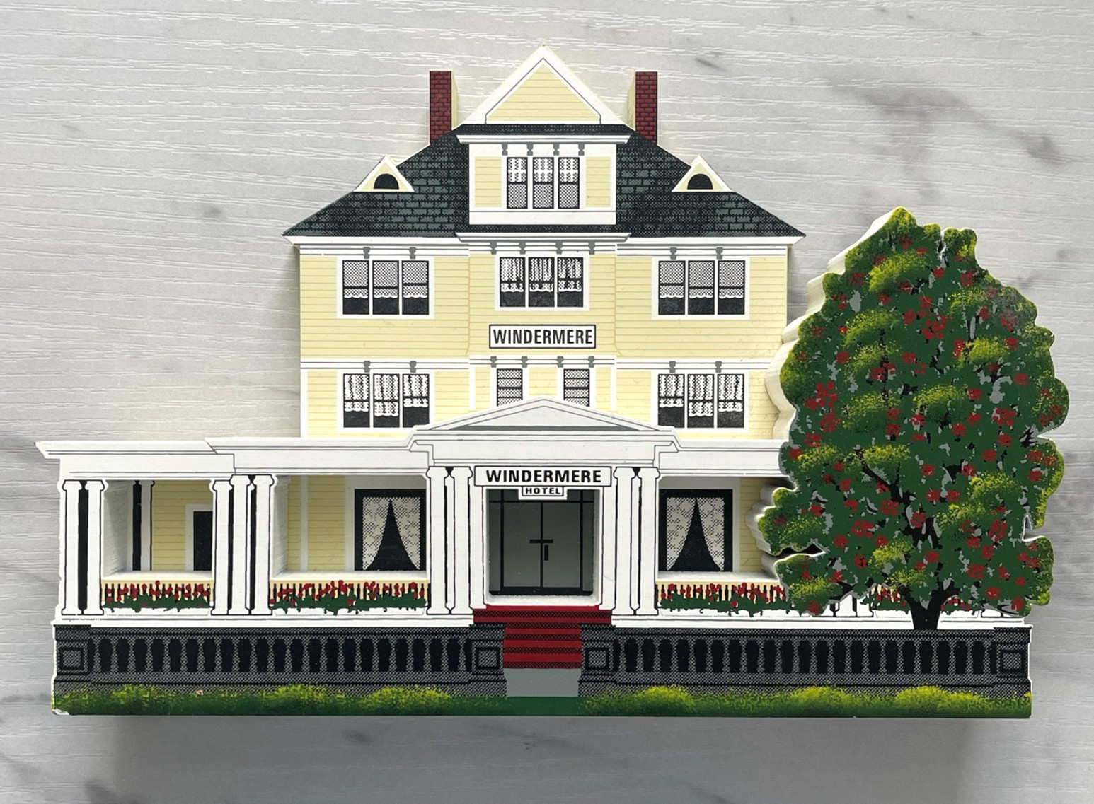 Sheila’s Windermere Hotel Mackinac Island Michigan Biddle Point Village 1996