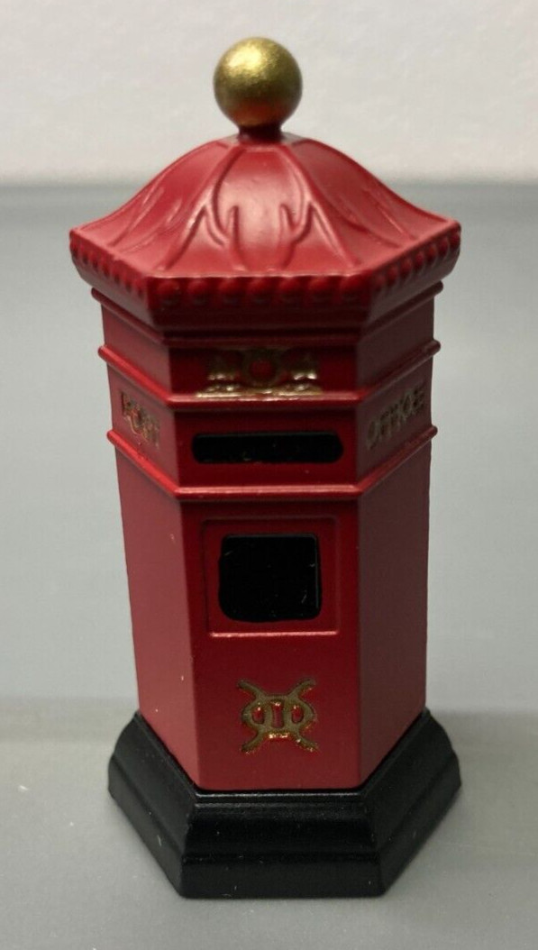 Department 56 Heritage Village “ENGLISH POST BOX” #5805-0 1993 Retired