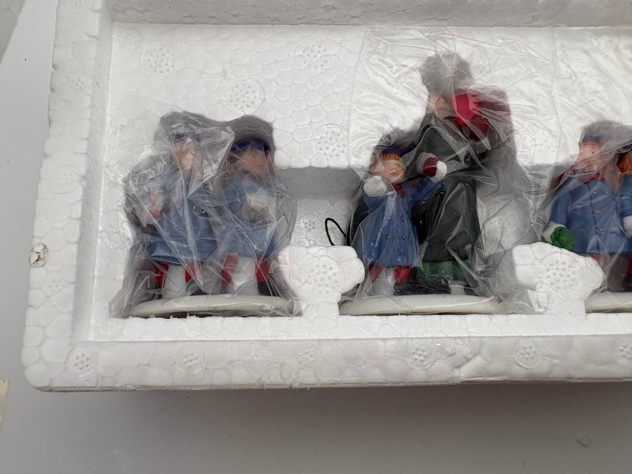 VTG Dept 56 Heritage Village Collection Holiday Field Trip Set of 3 # 58858