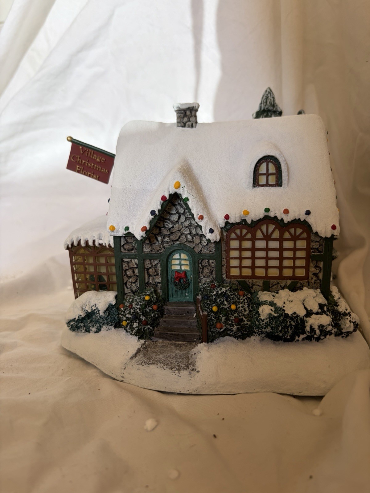 Thomas Kinkade Hawthorne Christmas Village set of excellent Hand Painted Homes
