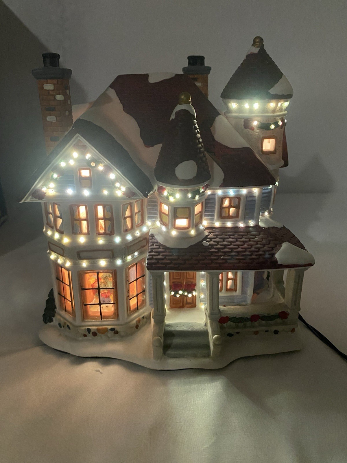 Holiday Expressions Hand Painted Christmas Village Porcelain Lighted Book Shop