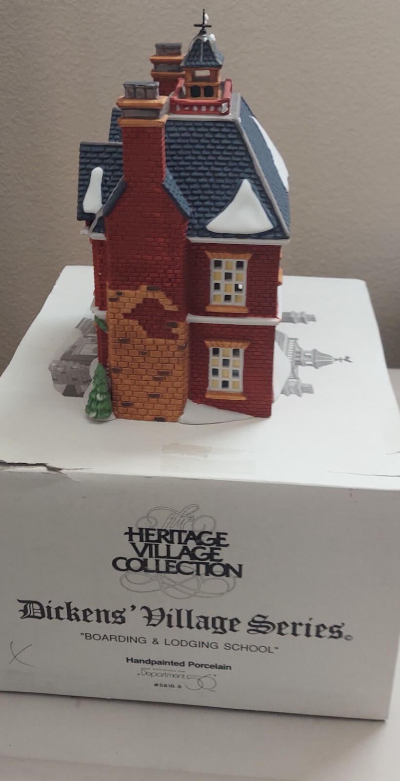 Vintage 1990-1999 lighted Village Dept 56 Dickens Boarding & Lodging School