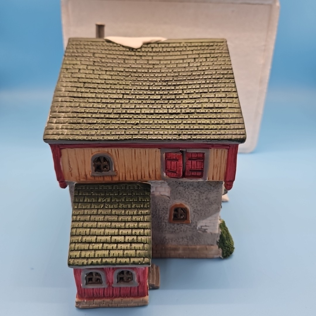 Vintage Lemax “Harley’s Feed Store” Hand Painted Porcelain House 1993 *No Light*