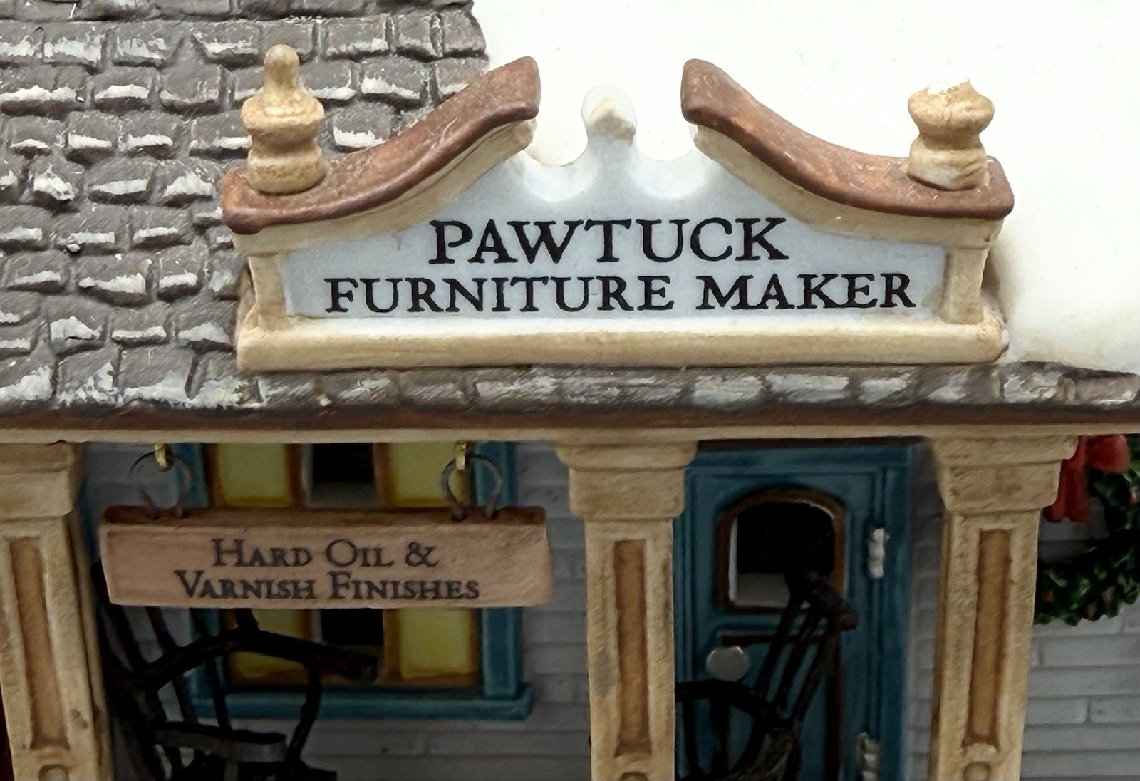 Dept 56 “Pawtuck Furniture Maker” New England CHIPPED