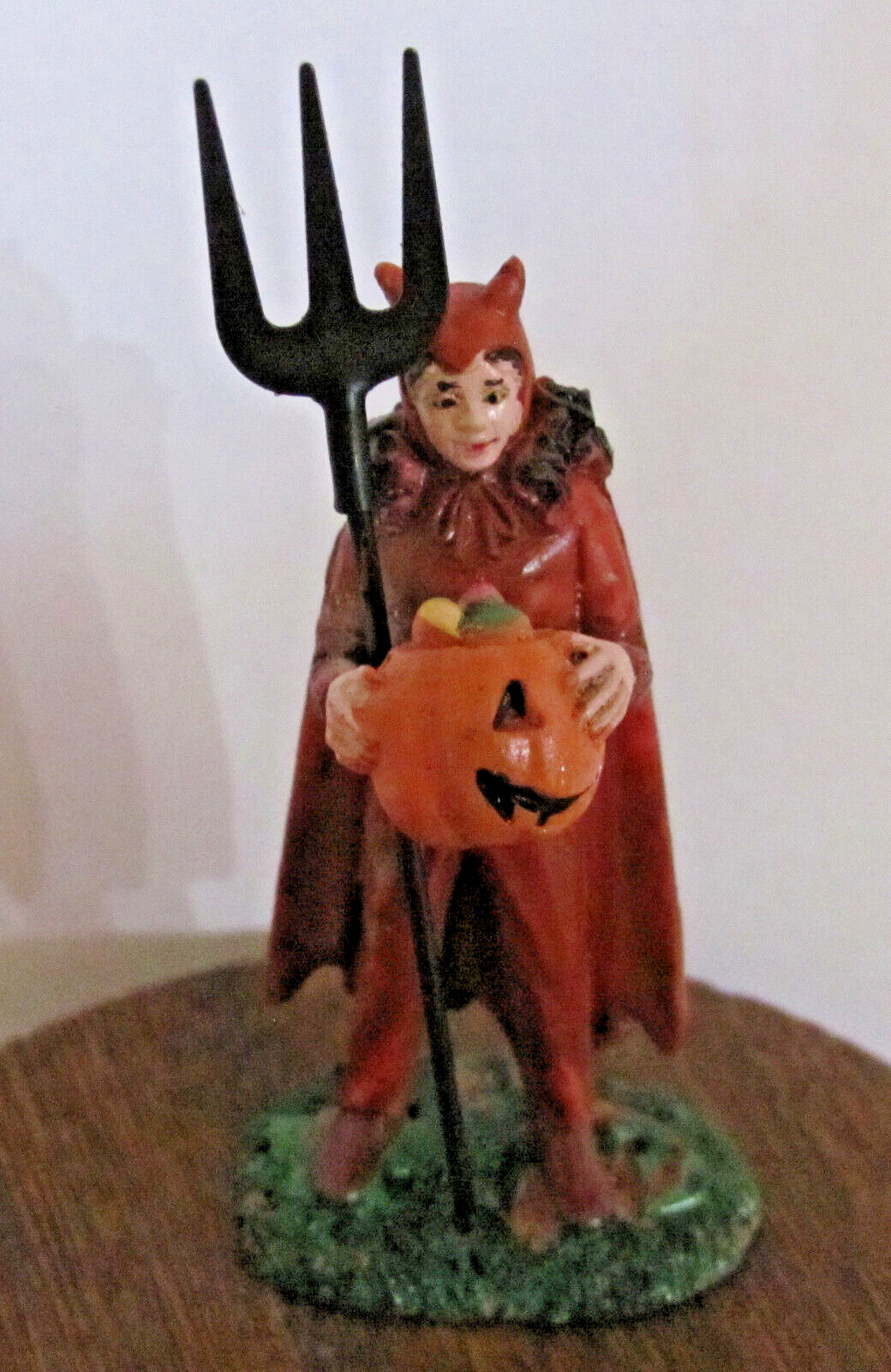 Lemax Spooky Town Figurine – Little Imp #52312