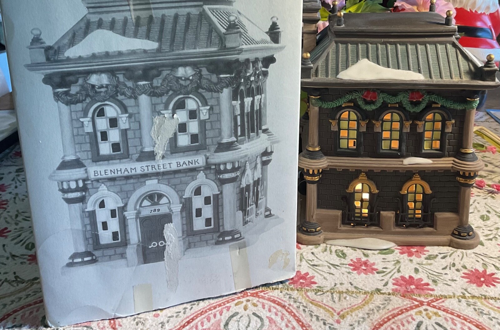 Department 56 Blenham Street Bank 1995 Dickens Village Heritage #58330