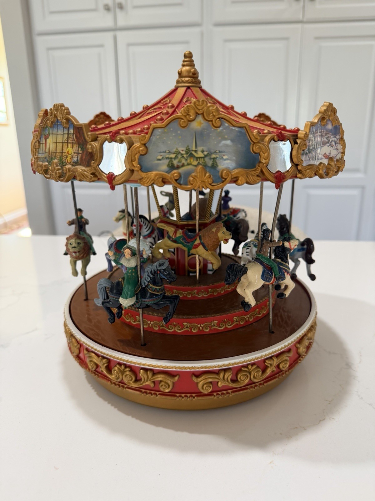 Mr. Christmas 2005 Grand Carousel Musical Rotating 30 Classic Songs Works No Box
