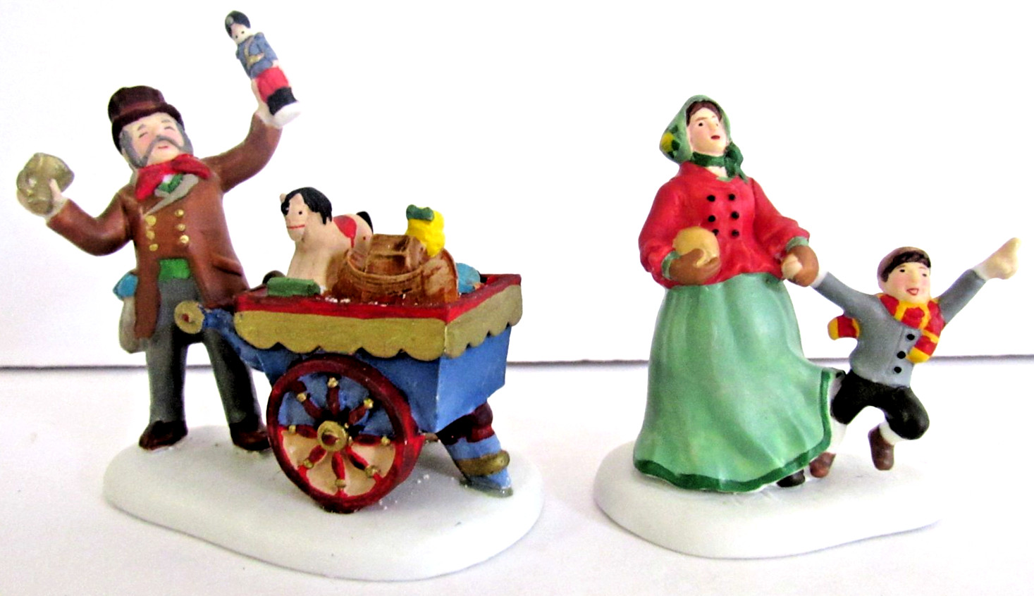 DEPT 56 “TEGAN’S ACCESSORY SET” (SET OF 4) ~(2013)~ **DICKENS’ VILLAGE** RARE !!