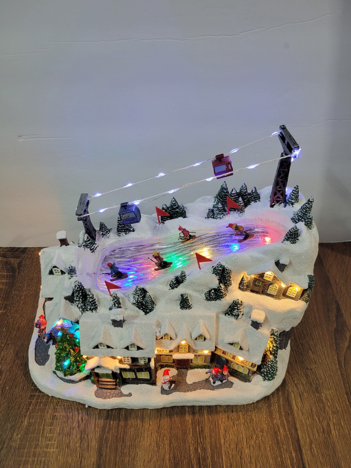 Musical Ski Village LED Glitzhome Discontinued New Village Decor Lighted