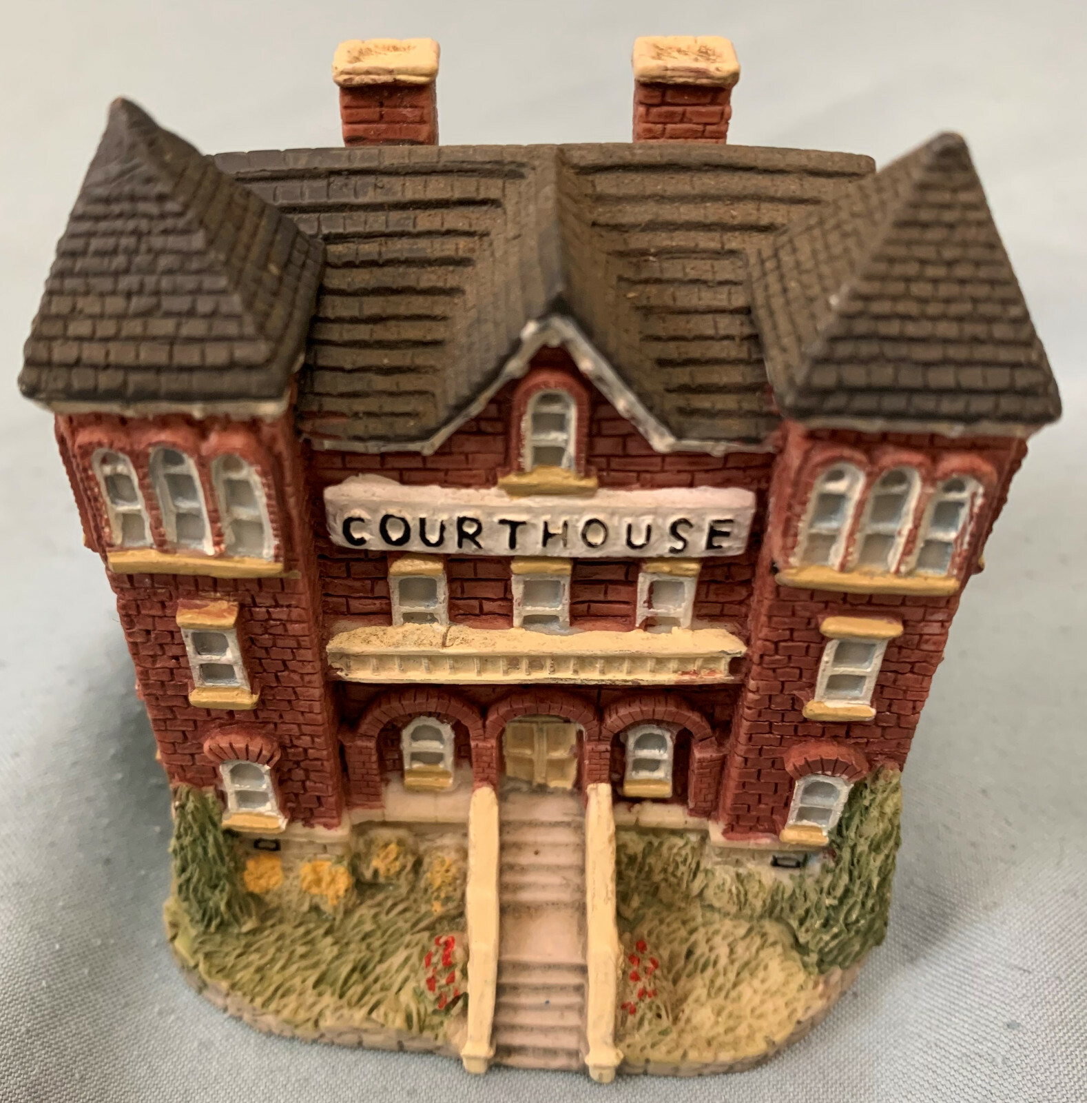 The Americana Collection 1993 Liberty Falls Courthouse AH39 Porcelain House 3″
