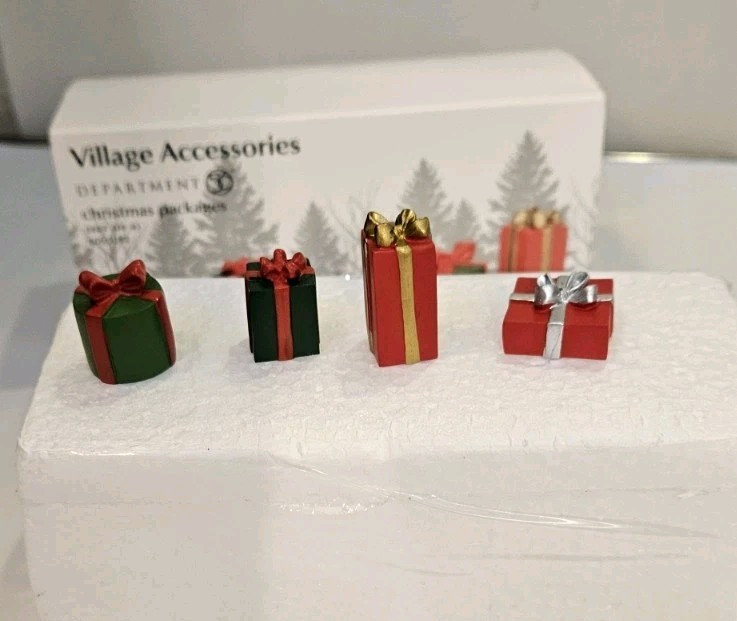 Department 56 Village Accessories Christmas Packages Set of 4 Mini Gift Boxes