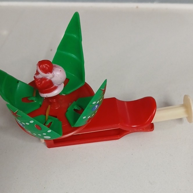 3 Vintage Plastic Christmas Decorations. Spinning Toy Steven Adler, Brite Star