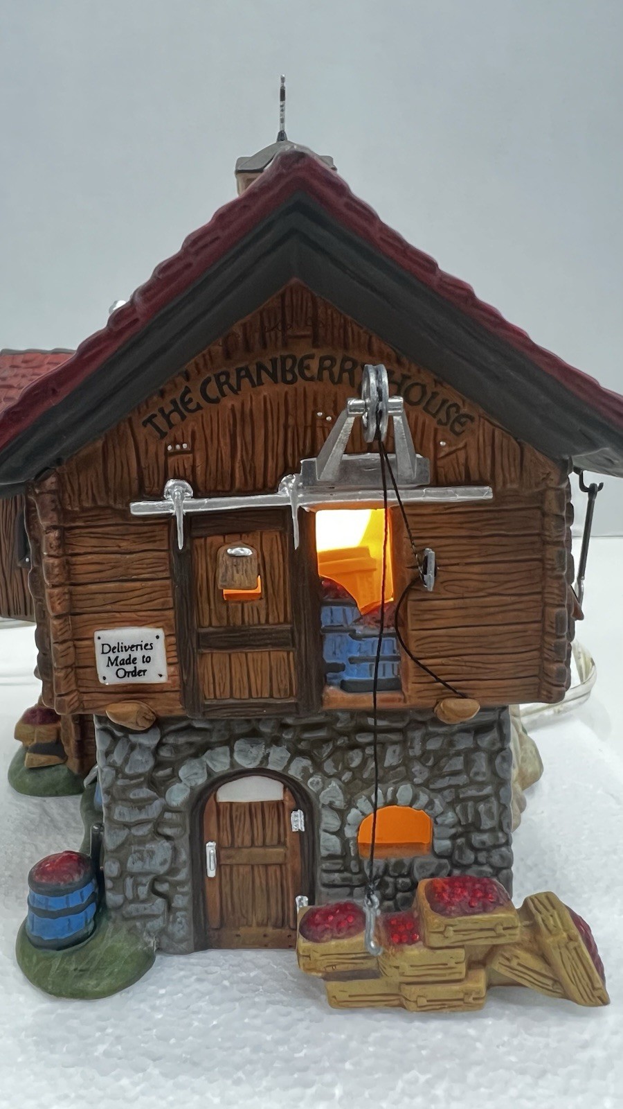 Dept 56 New England Village Series “The Cranberry House” Retired 2000 Complete