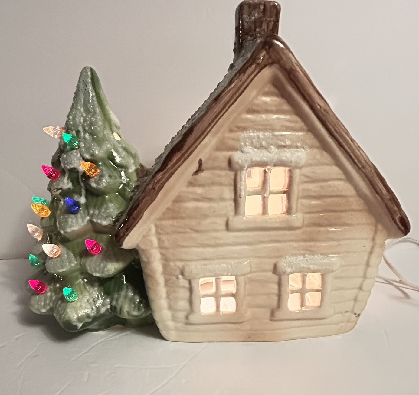 Marcia Ceramics Lighted Christmas Tree Mountain House Inspirations Holiday Vtg
