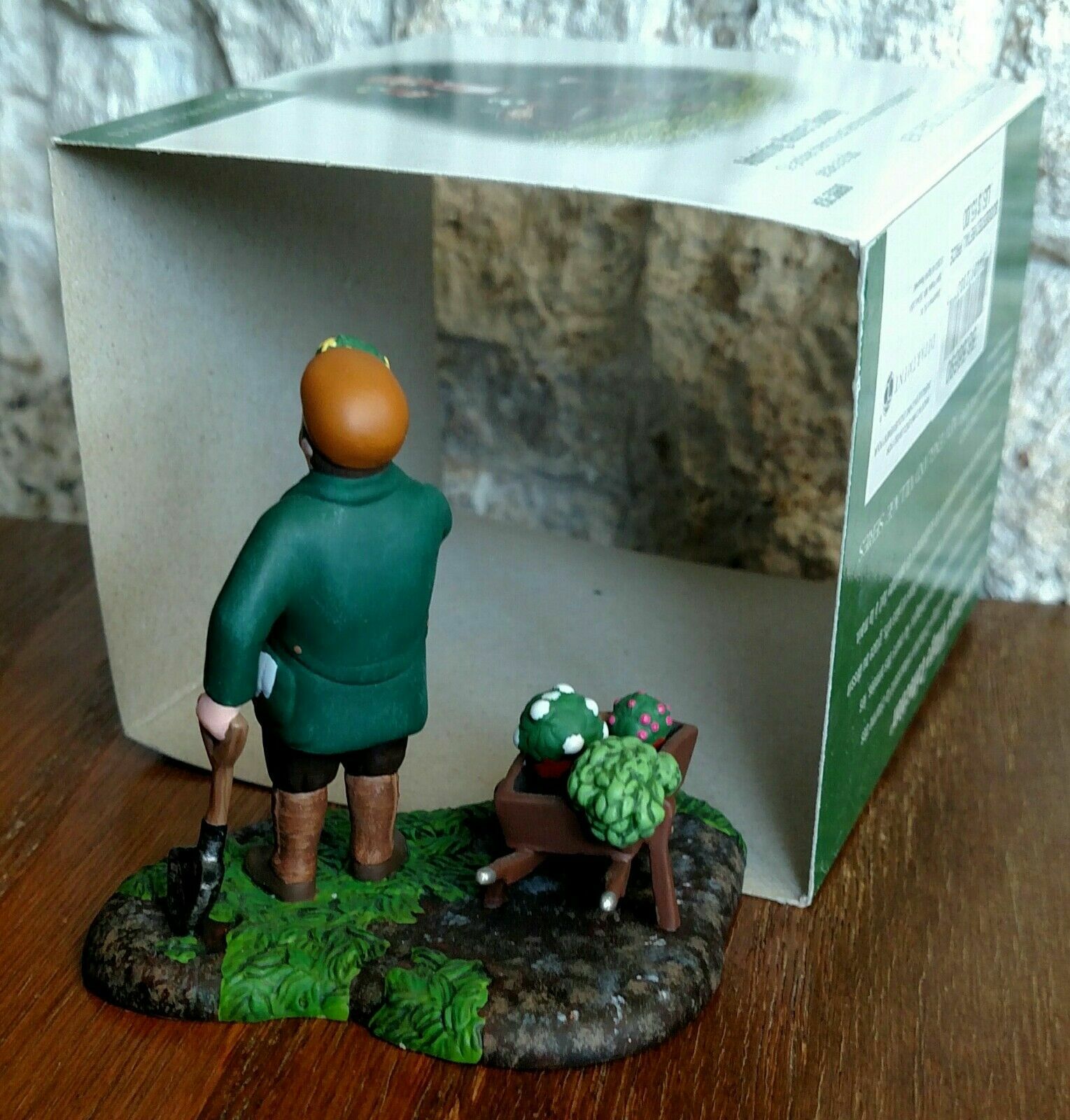 Admiring Nature’s Beauty #56690 New England Department 56 – BUYER GUARANTEE