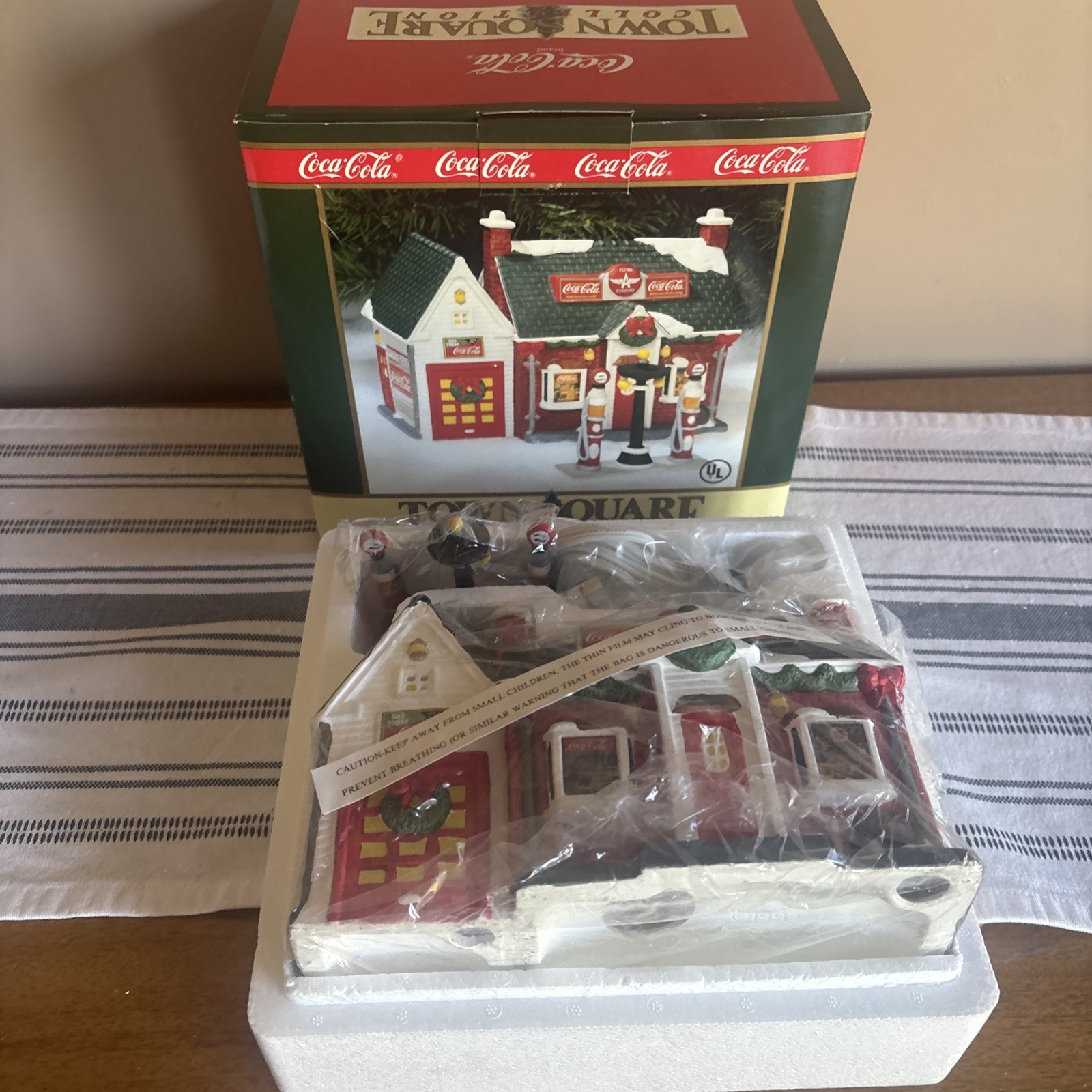 Christmas Snow Village Town Square Collection COCA COLA Flying “A” Gas Station