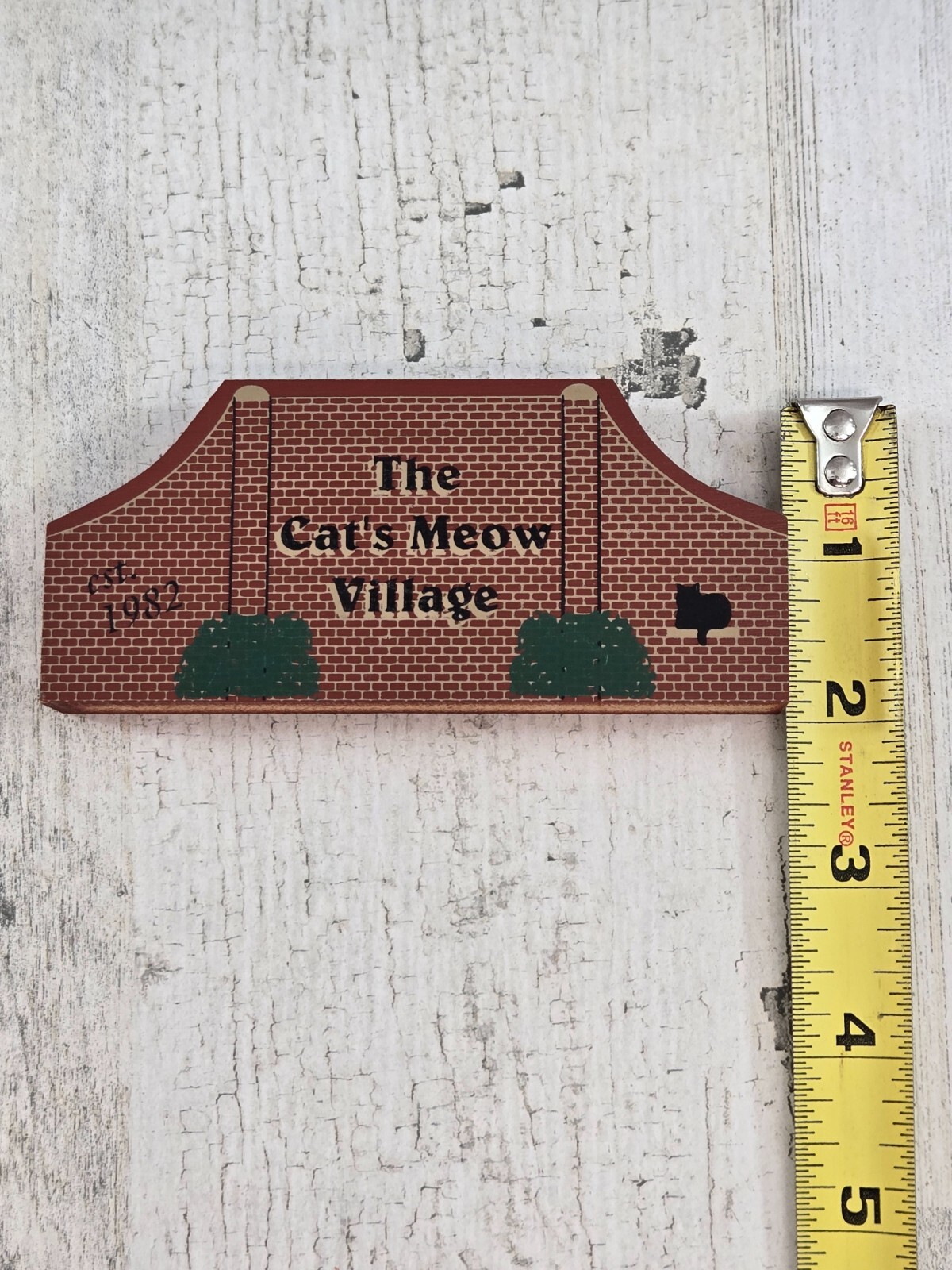 Cat’s Meow Village Entrance Sign 1982 Shelf Sitter