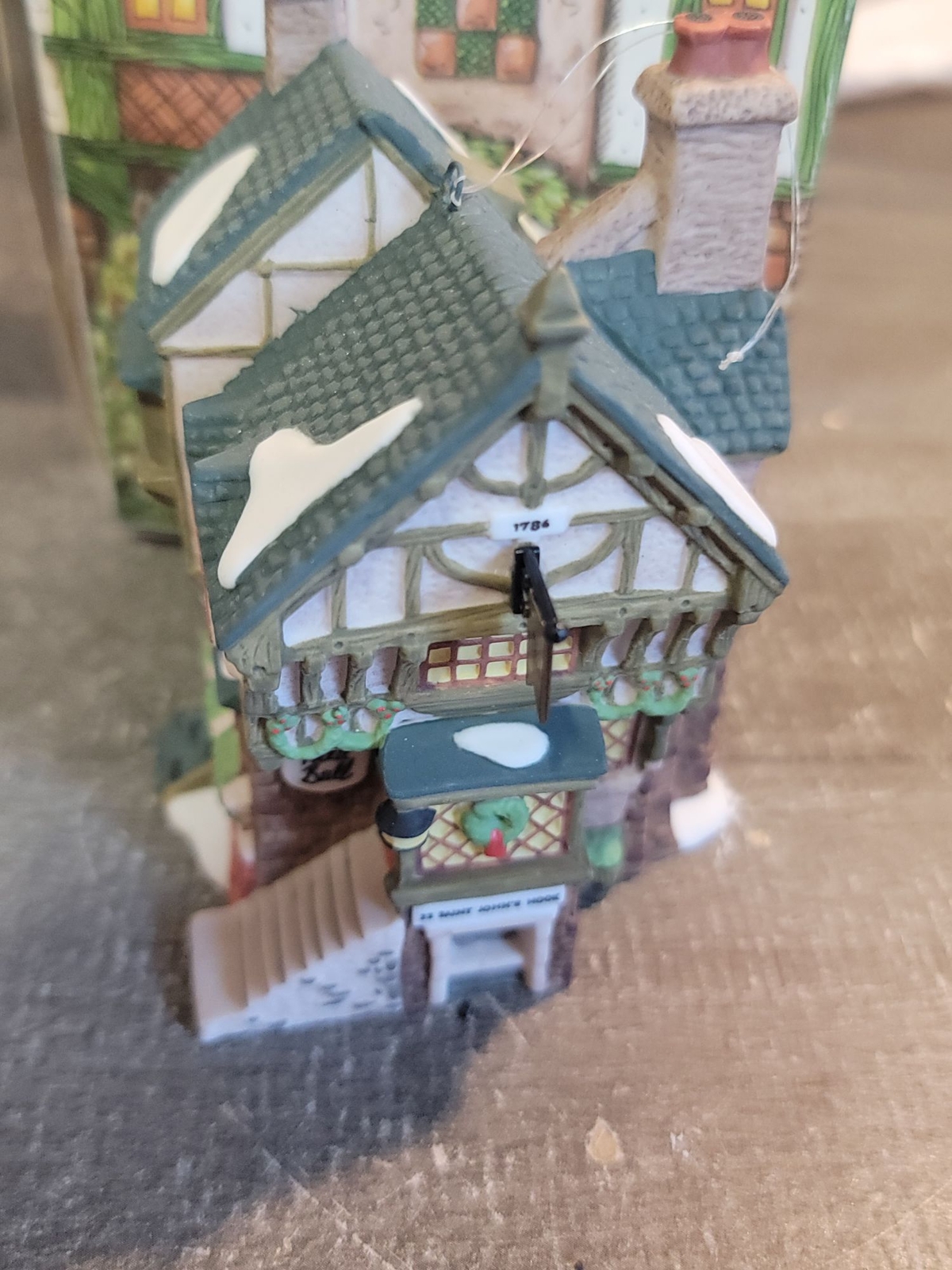 Dept 56 the pied Bull inn 1993 ornament Xmas decor