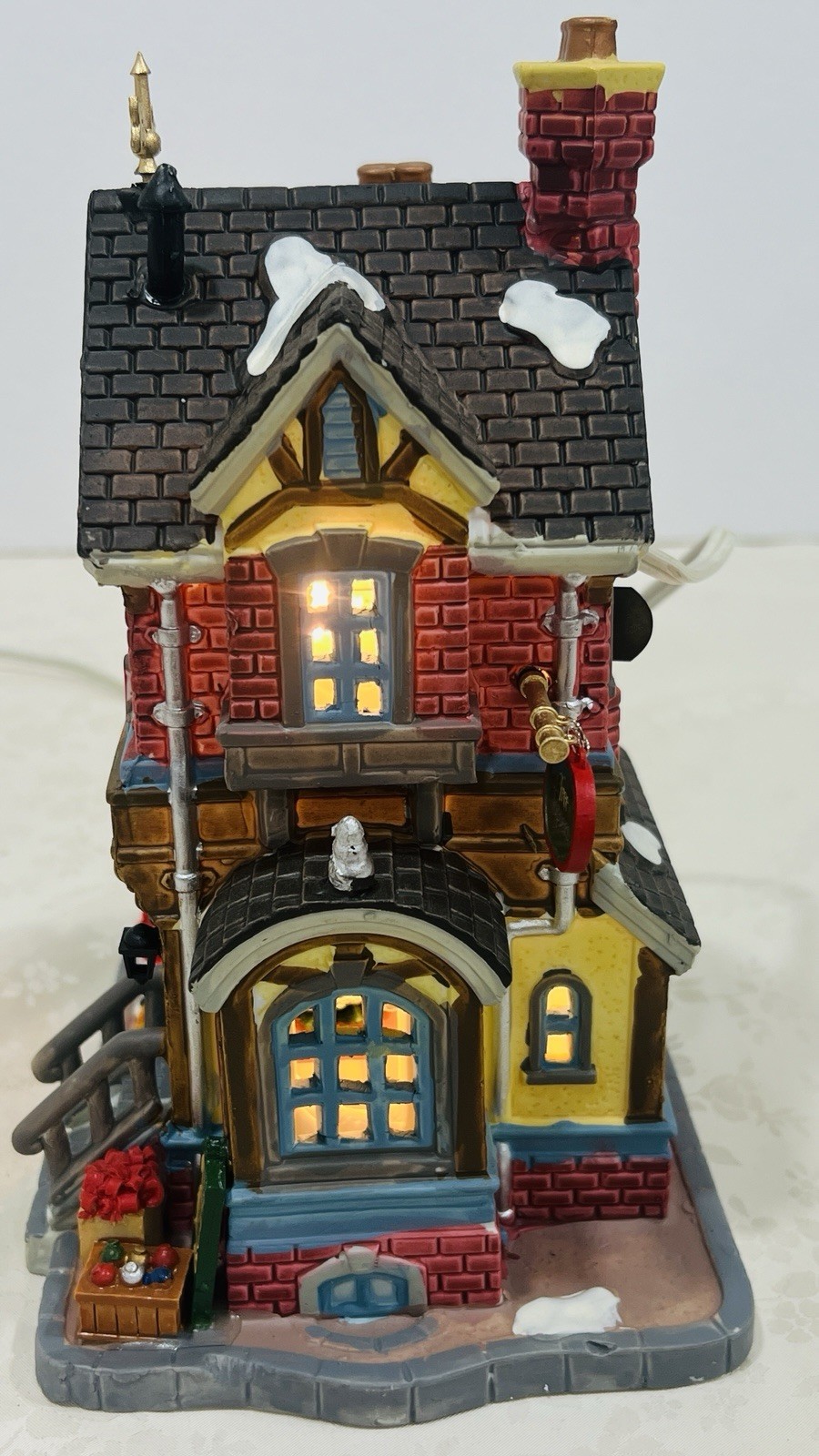 Lemax “ Silver & Gold Shop” Porcelain Lighted Building 45699 Retired 2014 NEW !