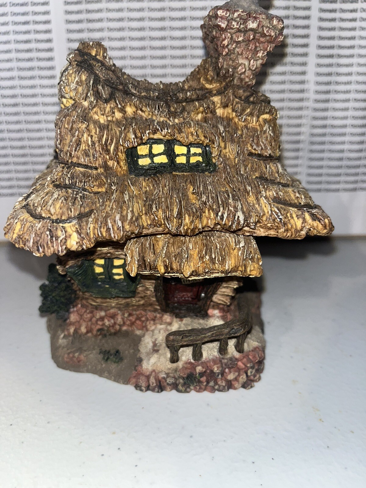 BOYDS BEARS BOYDS TOWN VILLAGE Mathew’s Bungalow