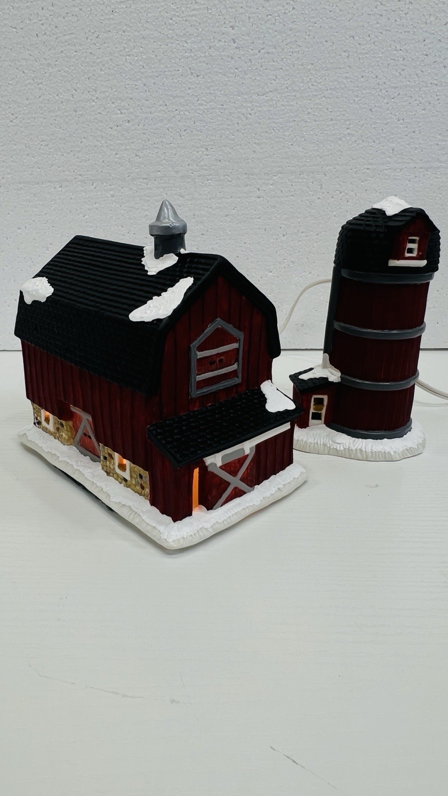 Heartland Valley Village “Barn & Silo” Porcelain Lighted Barn O’Well Kurt Adler