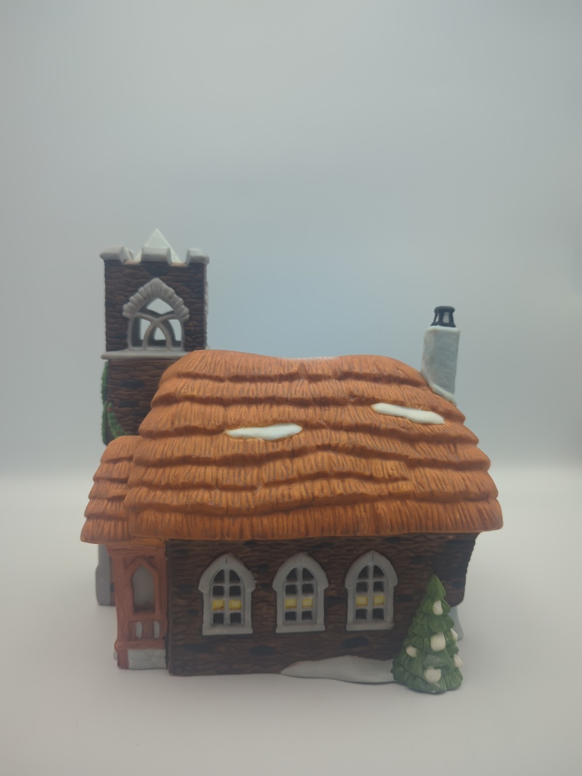 Dept 56 Ivy Glen Church Retired 1988 Dickens Christmas Village w/ Light & Carton
