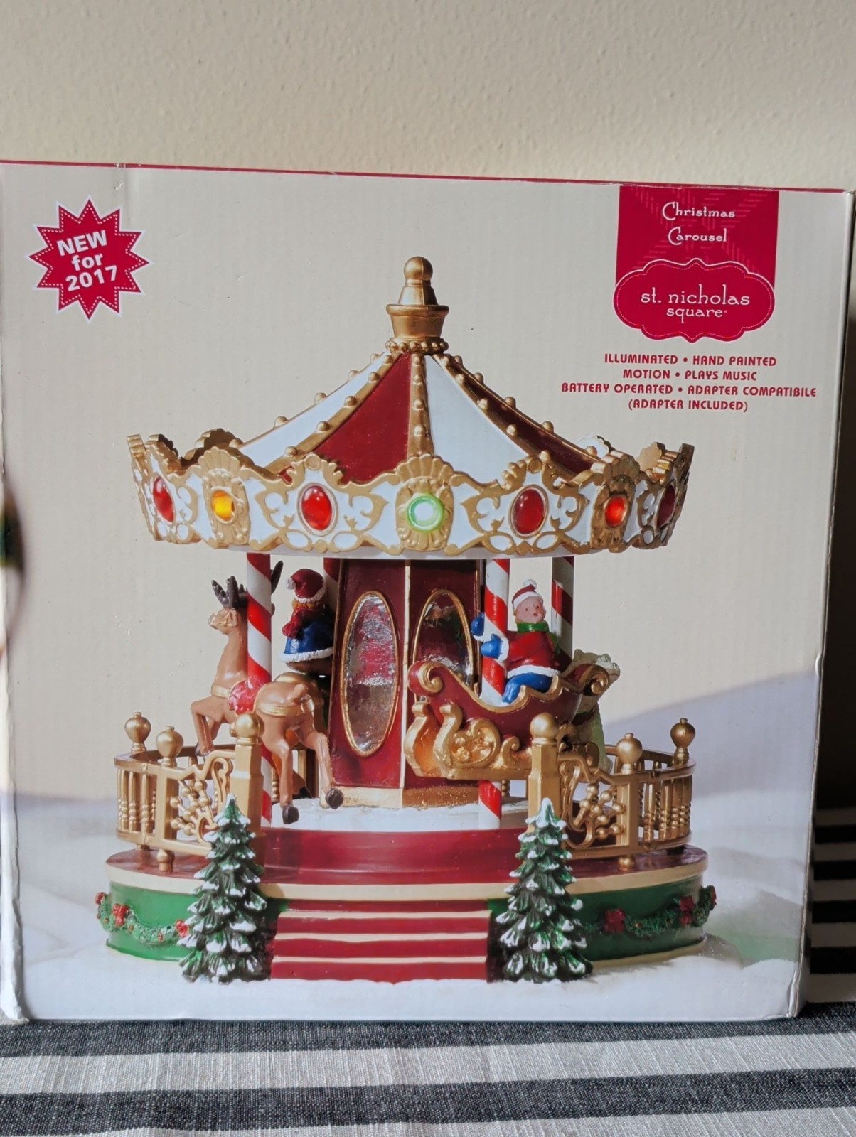 St. Nicholas Square Christmas Carousel Village House Lights Music Motion *READ