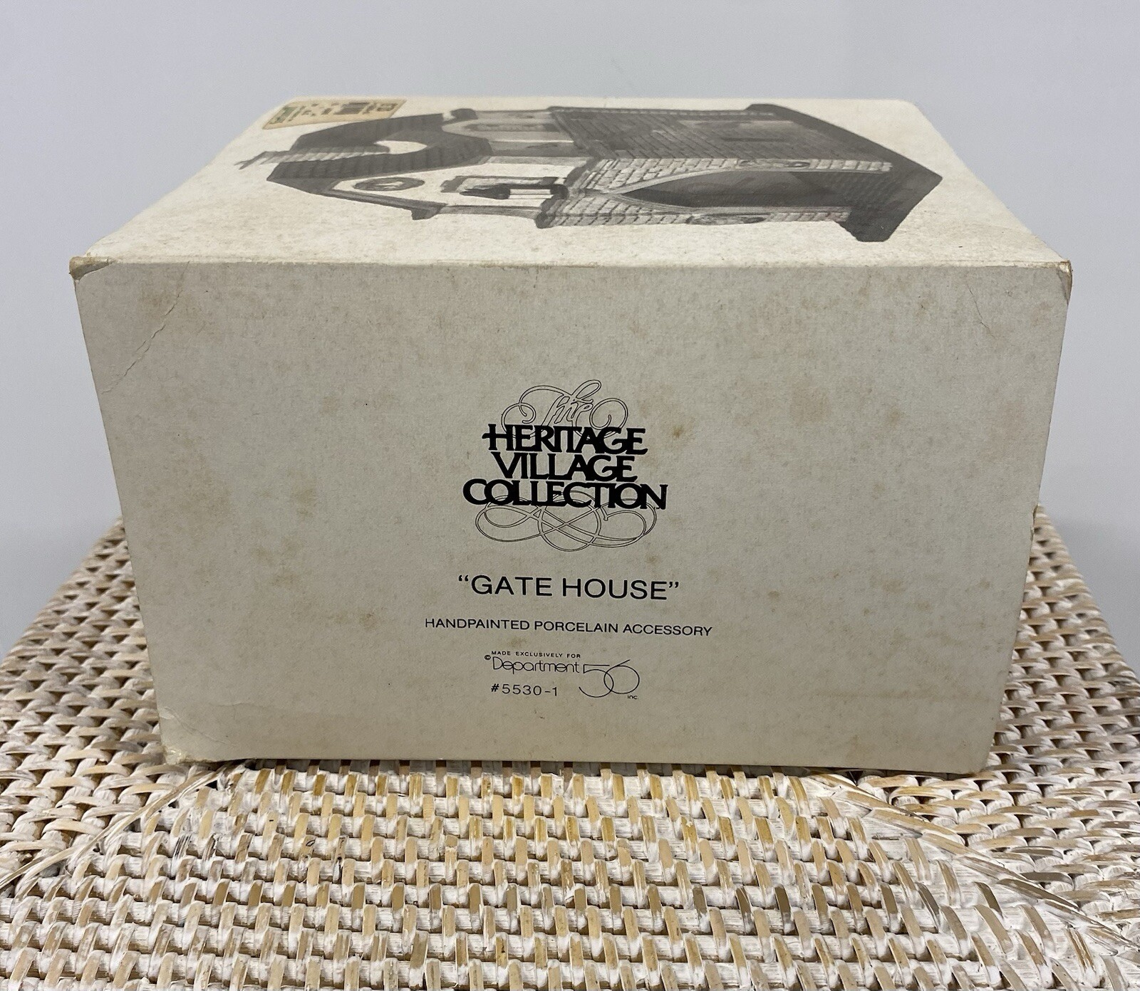 Heritage Village Collection “Gate House” Dept. 56 #5530-1 With Box