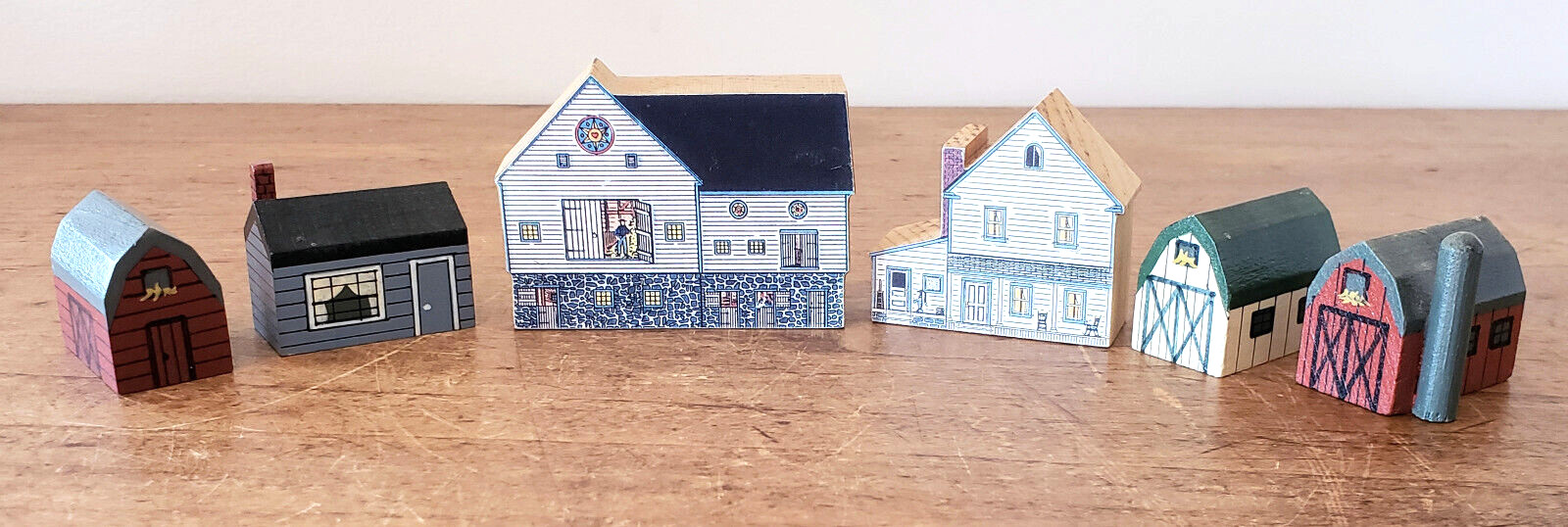 VINTAGE 6P Handmade House VILLAGE Wood CHRISTMAS Barn PUTZ Hartzell TINY #13