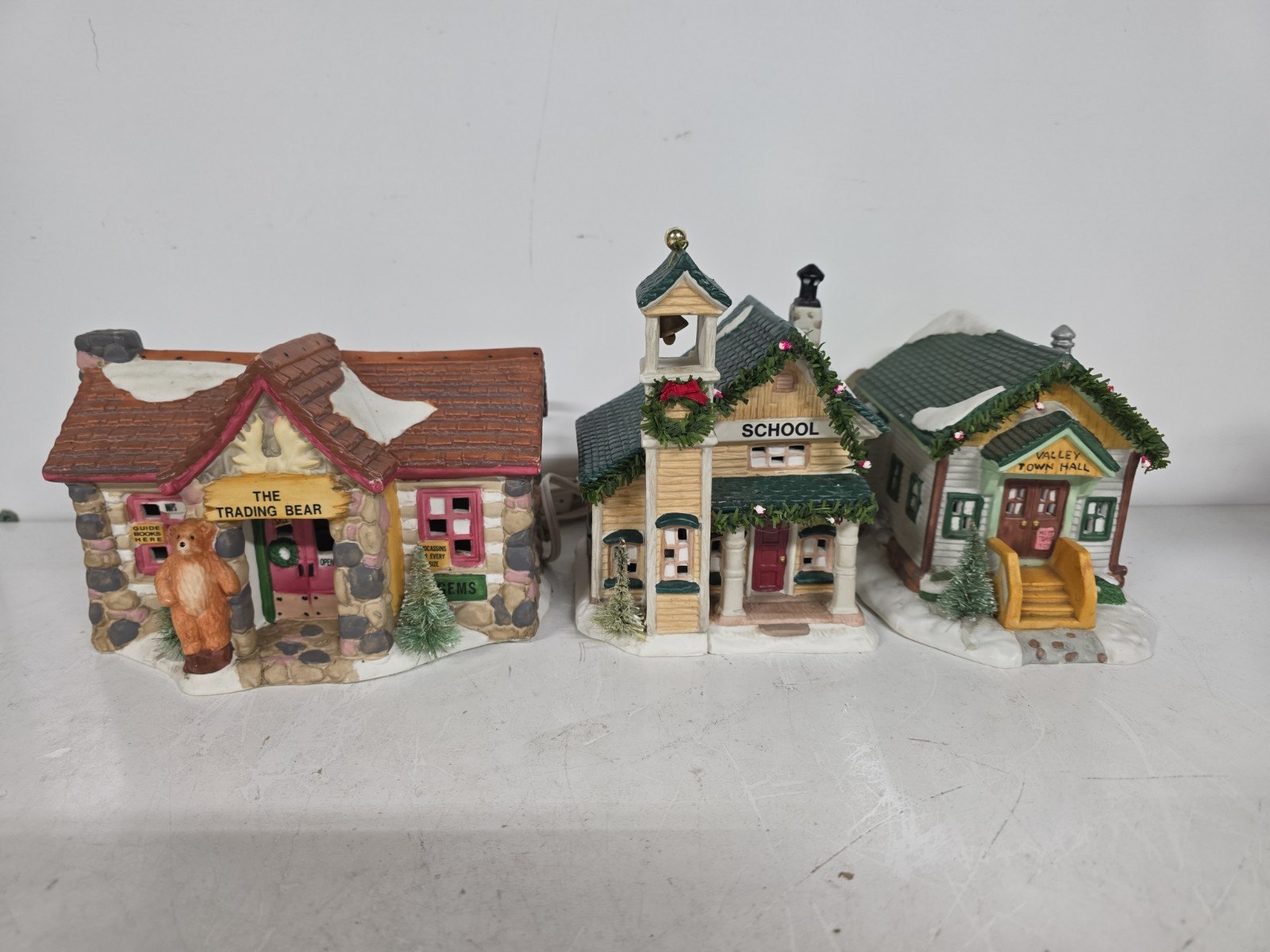 Vintage Christmas Valley Lot Of 3 Light Up Village Houses