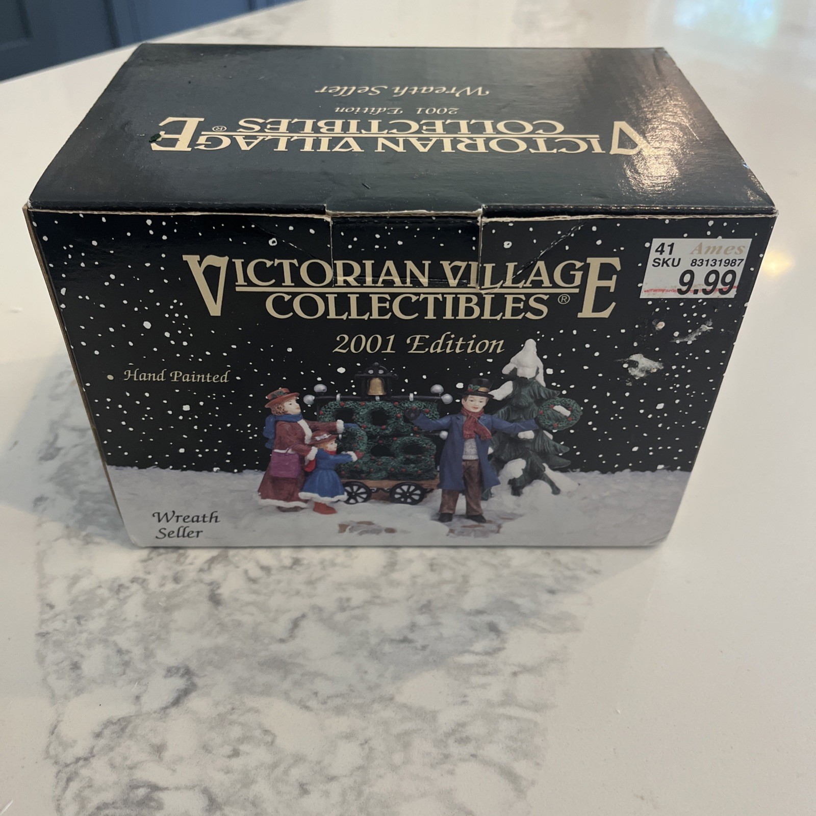 Vintage Ames Victorian Village Collectibles 2001 Wreath Seller In Original Box