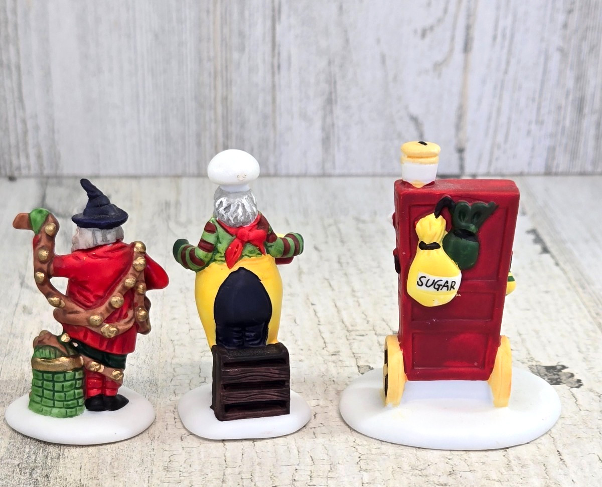 Department 56 Baker Elves Heritage Village Collection 5603-0