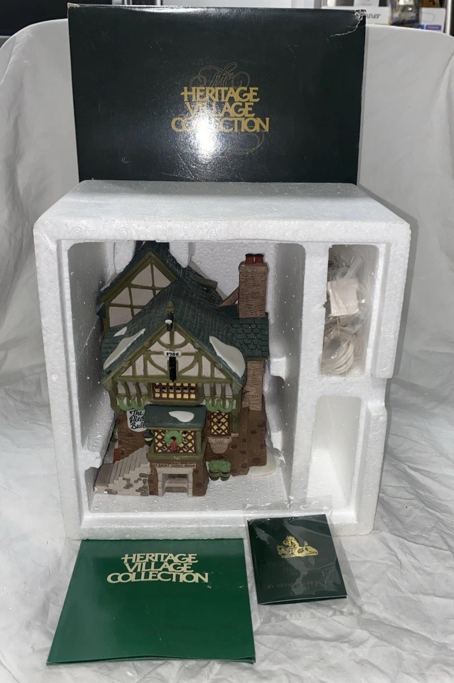Dept 56 Dickens Village “The Pied Bull Inn” 1993 Heritage Village 2nd Ed. 57517