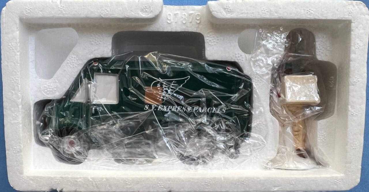 Department 56 Snow Village 2 Pcs: Gifts on the Go Delivery Van #55035 NEW in Box