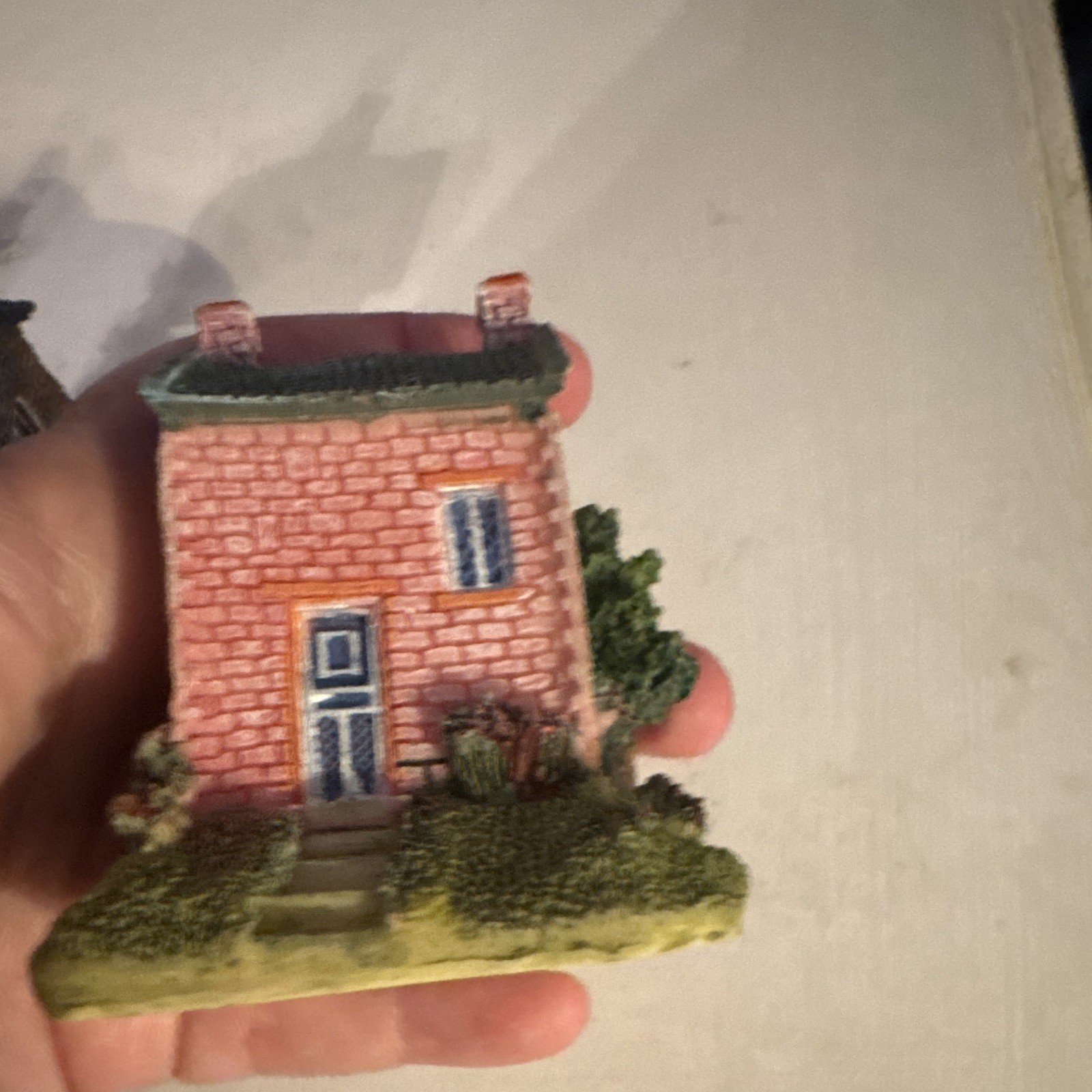 Hand-Painted Resin Miniature Cottage Houses Set of 3 Multicolor Display