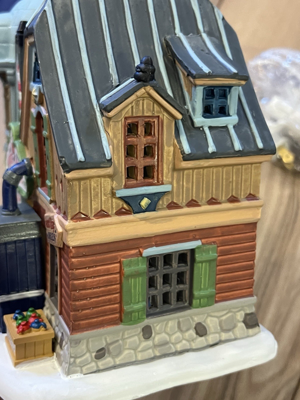 Lemax North Pole Snowcones Lighted Building w/ Box Tested Works 2017