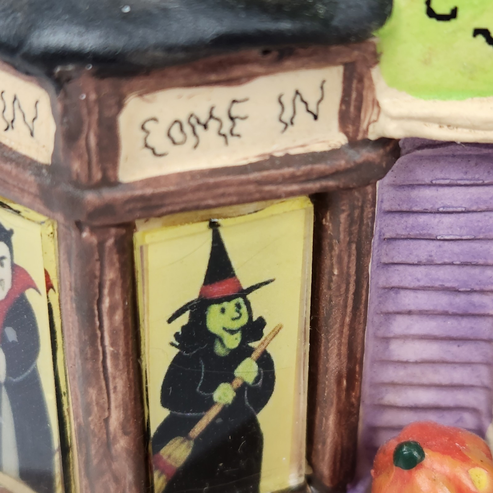 Holiday Inspirations Casper’s Costume Shoppe Lighted House Susan Winget 2013