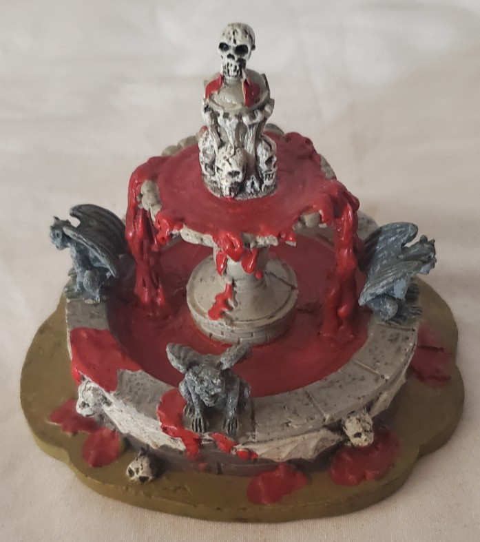 LEMAX Spooky Town Haunted Fountain #03814 2010 Halloween Table Accent