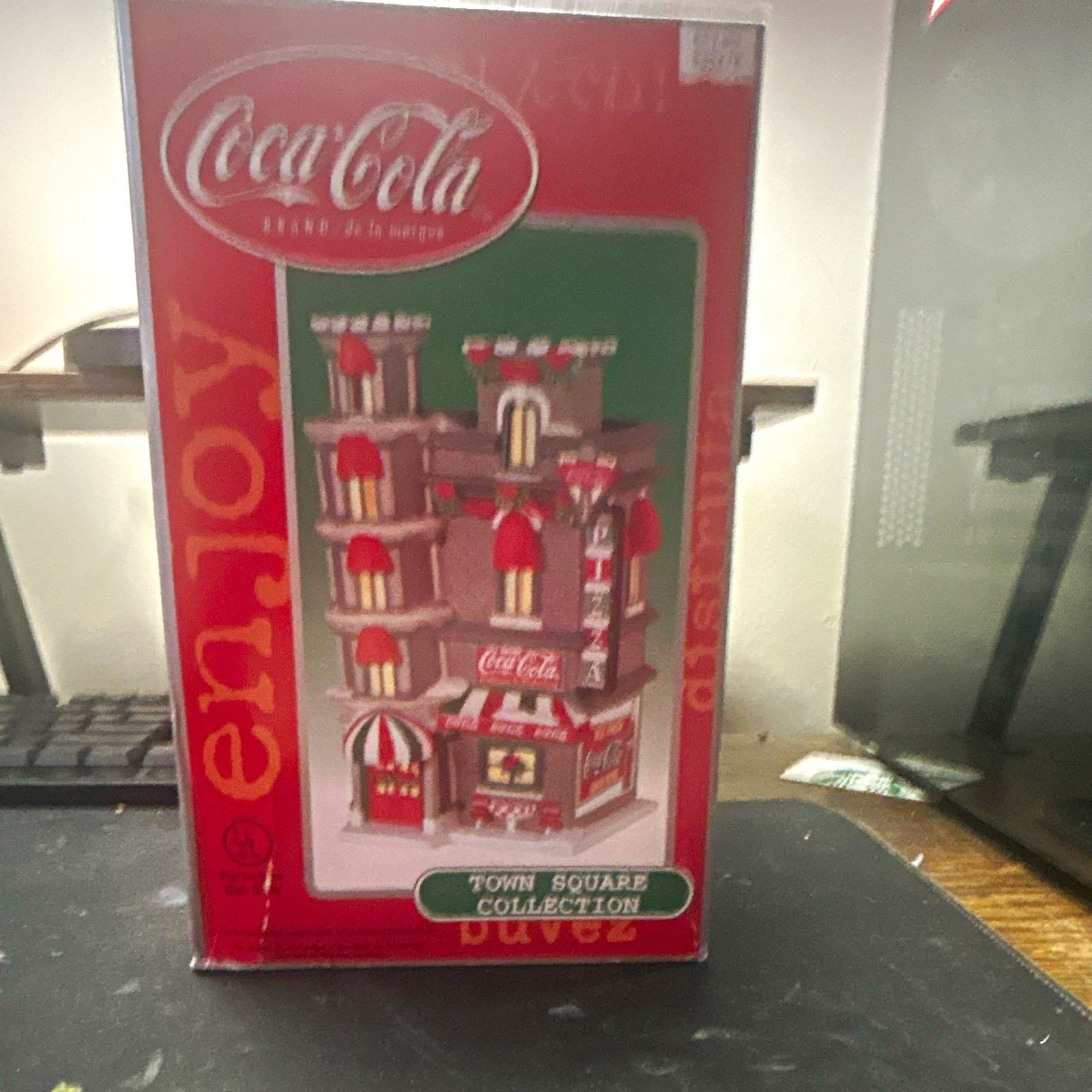 Coca-Cola Town Square Collection Pizza Parlor Porcelain Illuminated Building