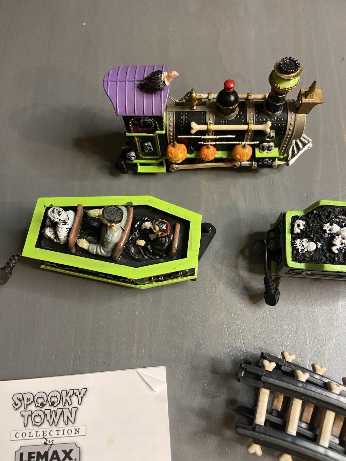 Lemax Spooky Town Halloween Train Express Set As Is Not Working