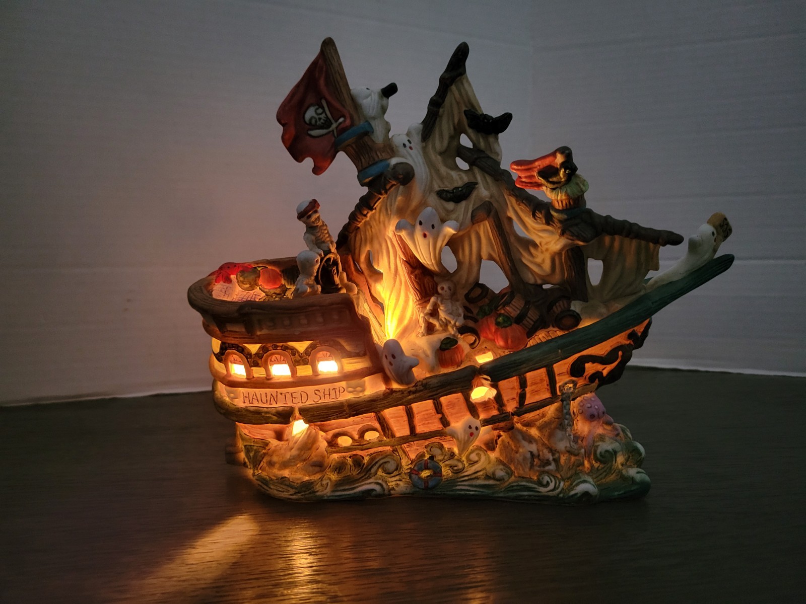 Halloween Haunted Pirate Ship – Unknown Manufacturer – Halloween Building