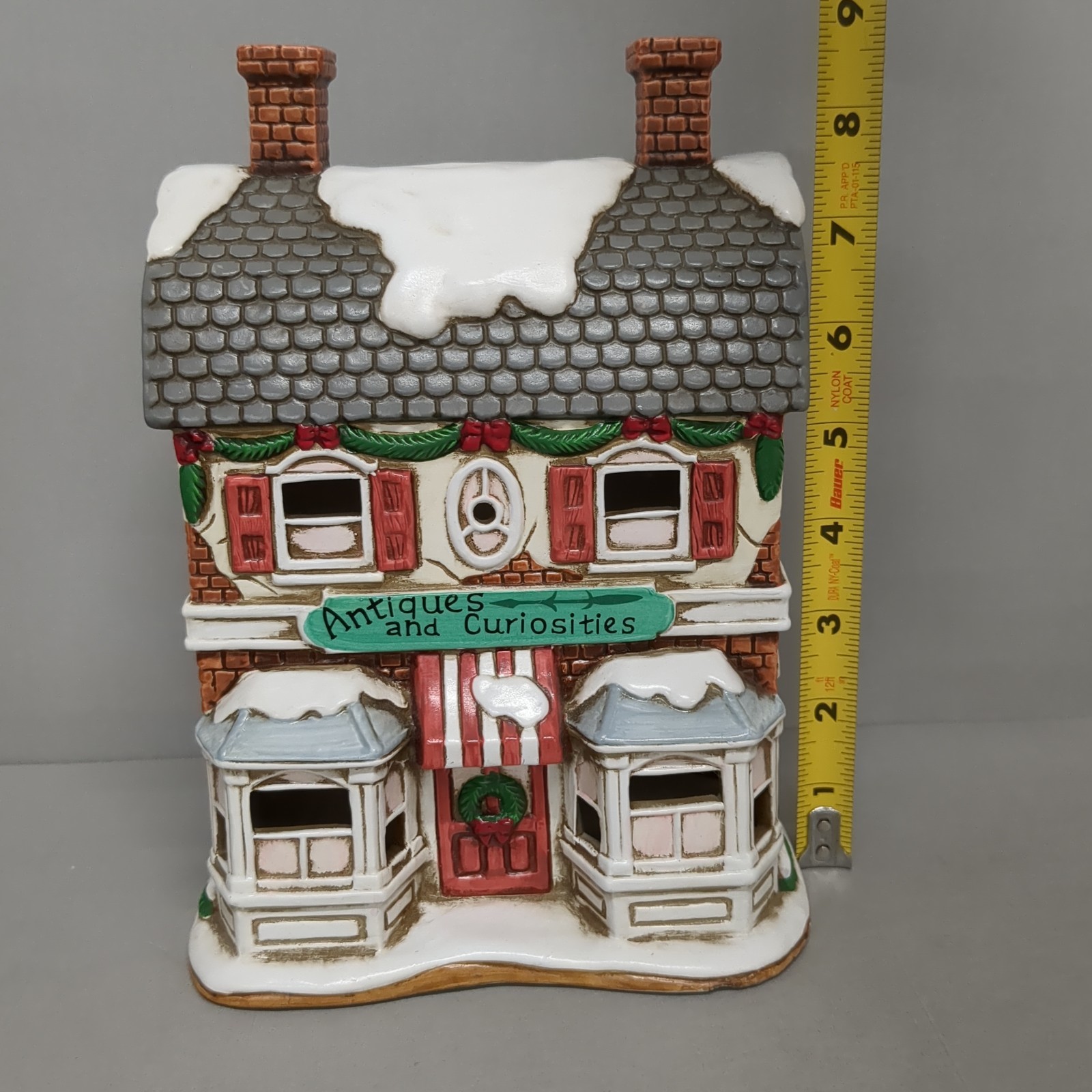 Lefton Colonial Village – Antiquities and Curiosities Vtg. 1992 Christmas FLAW