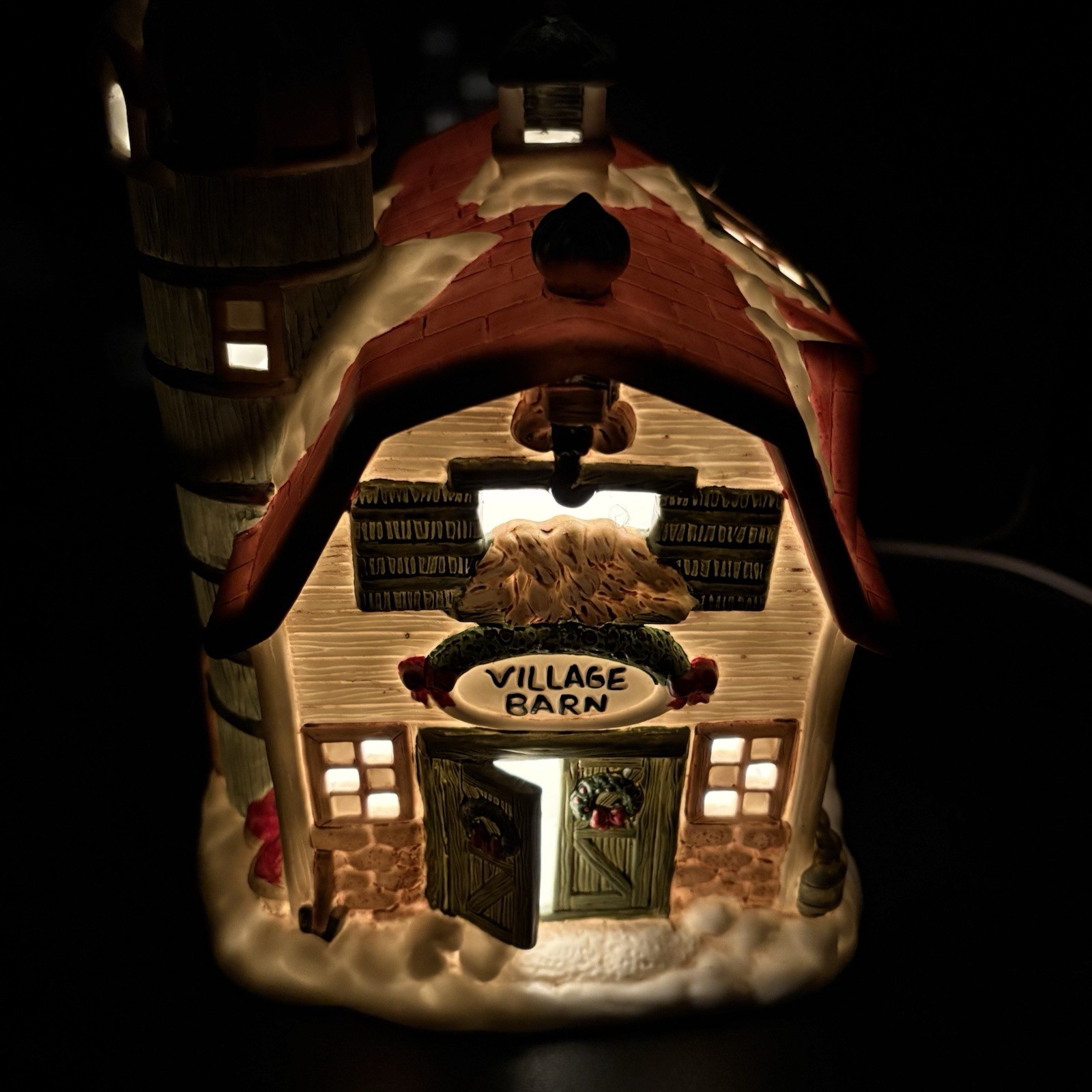 Mervyns Village Square Barn Farm House Silo Lighted Buliding Christmas 1998