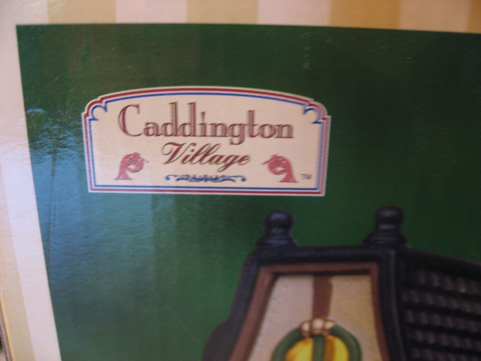 Lemax Caddington Village 2011 Brew-N-Browse Lighted Ceramic Building 15245