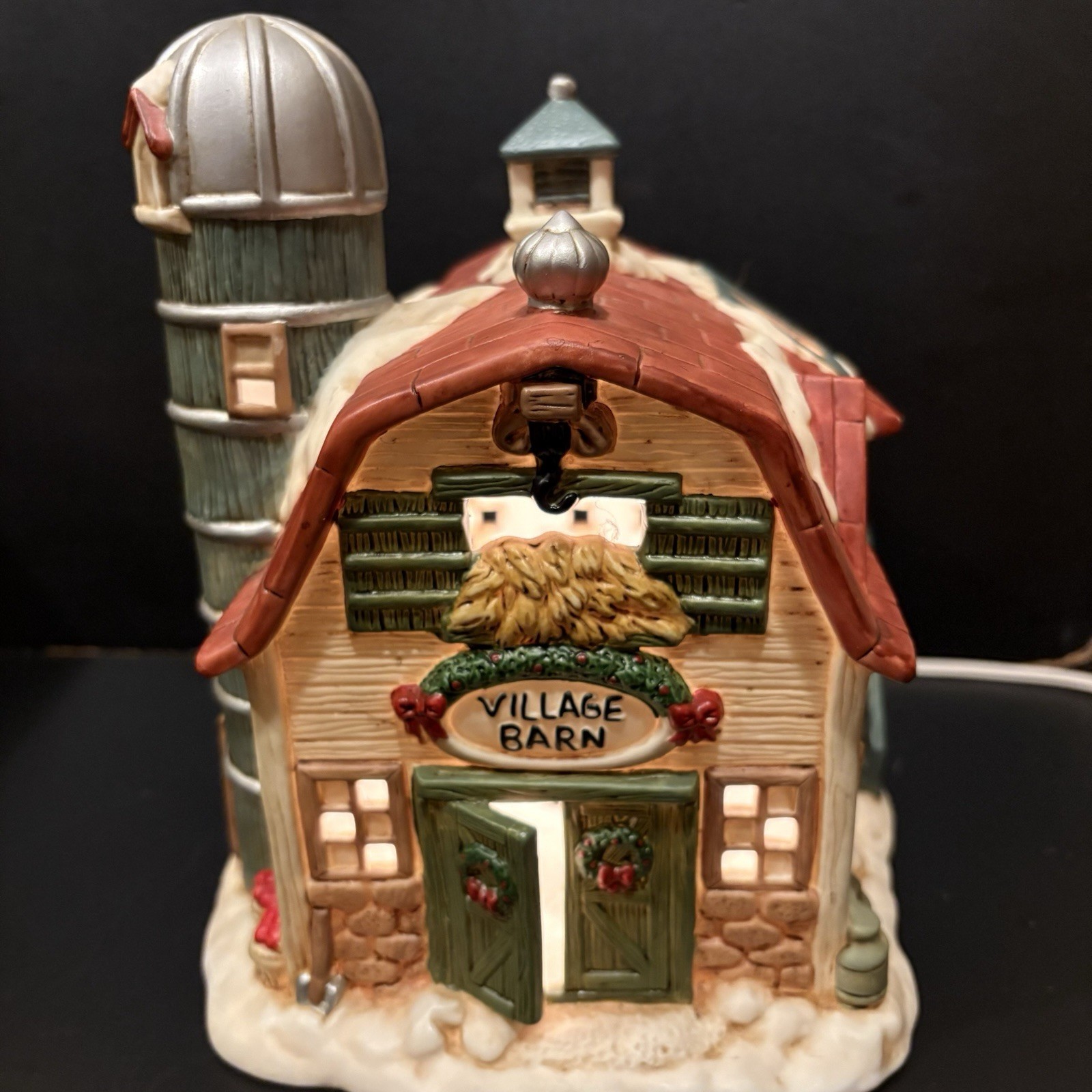 Mervyns Village Square Barn Farm House Silo Lighted Buliding Christmas 1998