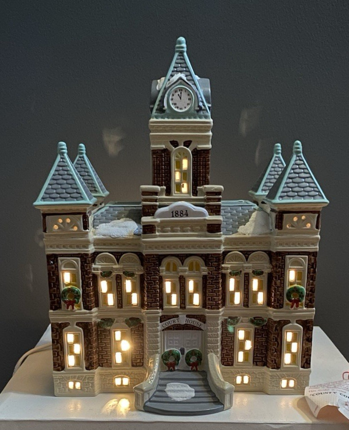 Dept 56 Snow Village County Courthouse 1989 Christmas Village Building 5144-6