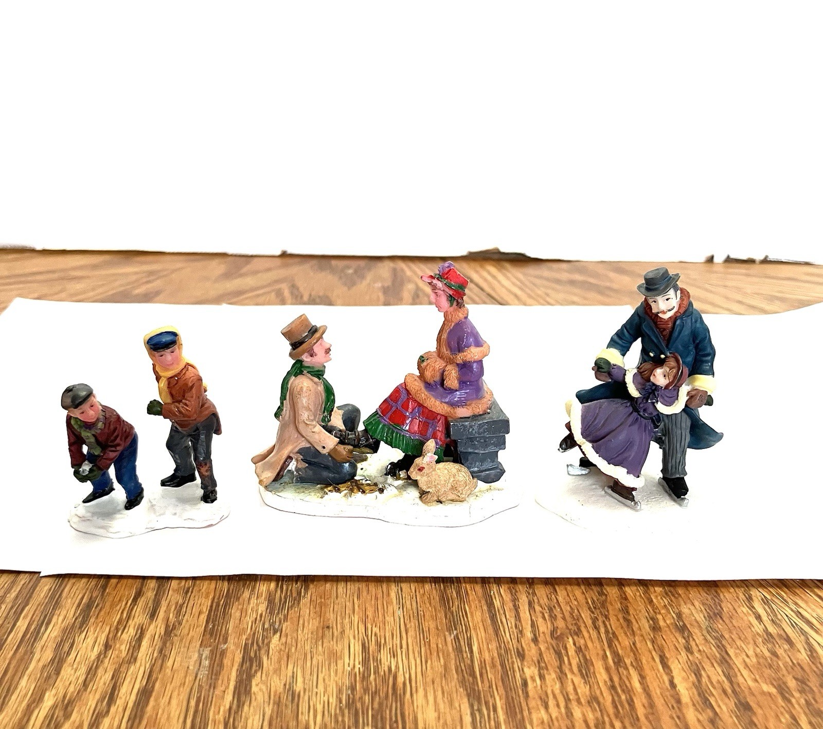 Lemax Christmas Village Figures Set Of 3 Minor Wear