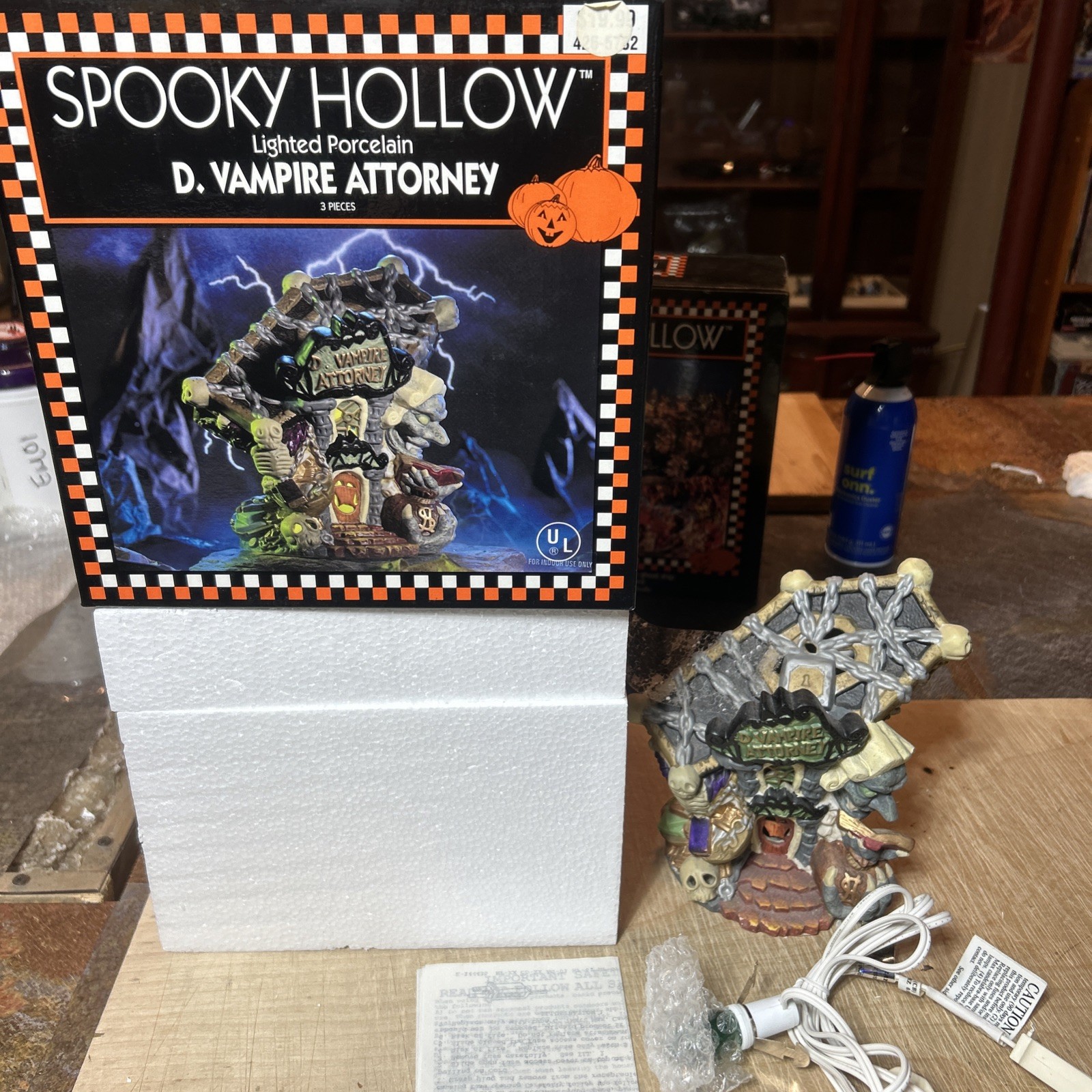 1998 Spooky Hollow D. Vampire Attorney Lighted Porcelain Halloween W/ Box
