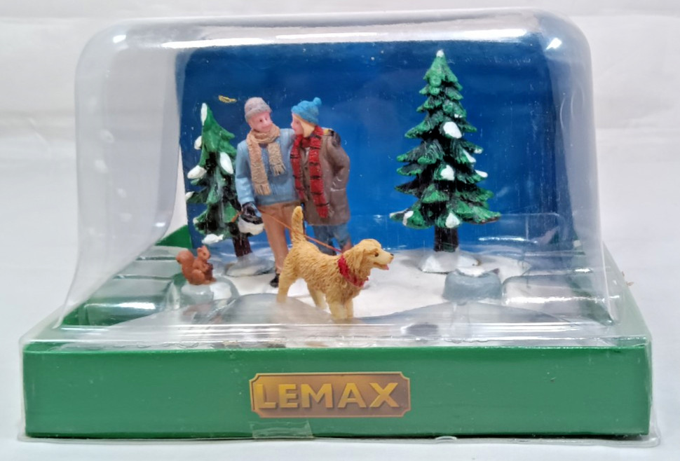 Lemax Holidays Golden Dog Lab Retriever Couple 2013 #33009