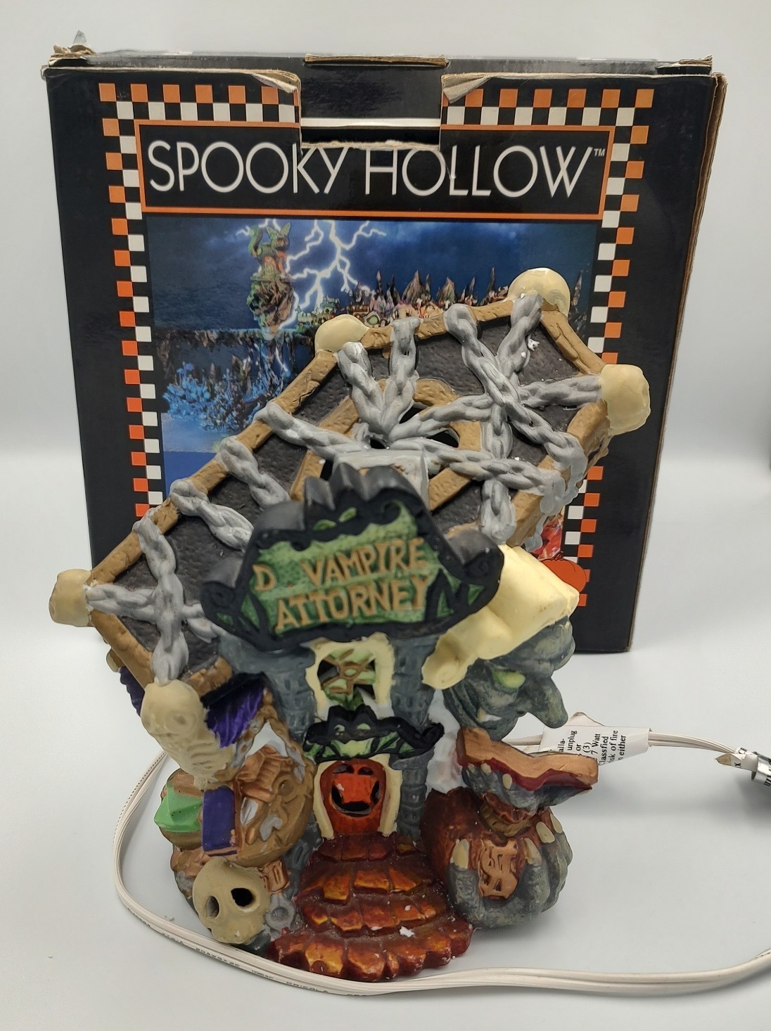 Spooky Hollow 1998 D. Vampire Attorney Lighted Porcelain Halloween Village